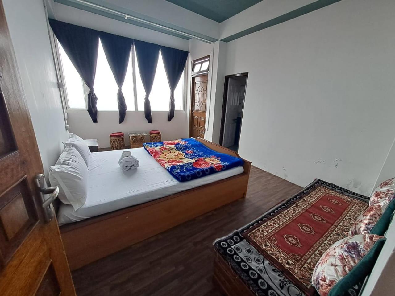גנגטוק Great Eastern Valley Residency מראה חיצוני תמונה